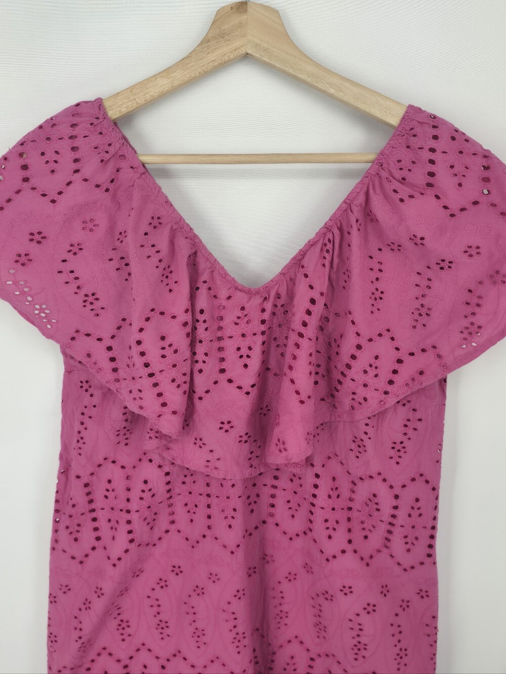 Tuckernuck Pink Eyelet Ruffle Midi Dress Cotton Resort Size Small - Picture 4 of 15